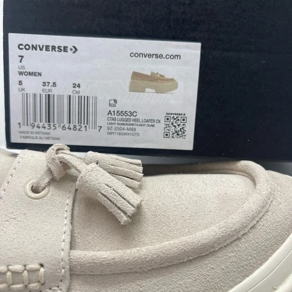 Converse A15553C
CTAS LUGGED HEEL LOAFER OX
LIGHT DUNE/EGRET/LIGHT DUNE Platform - Picture 14 of 16